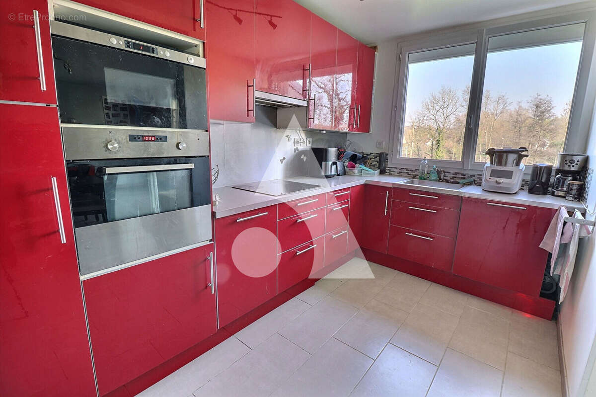 Maison à MERY-SUR-OISE