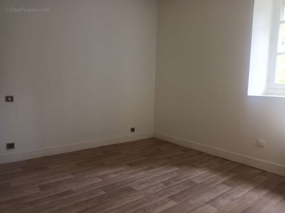 Maison à TESSY-SUR-VIRE