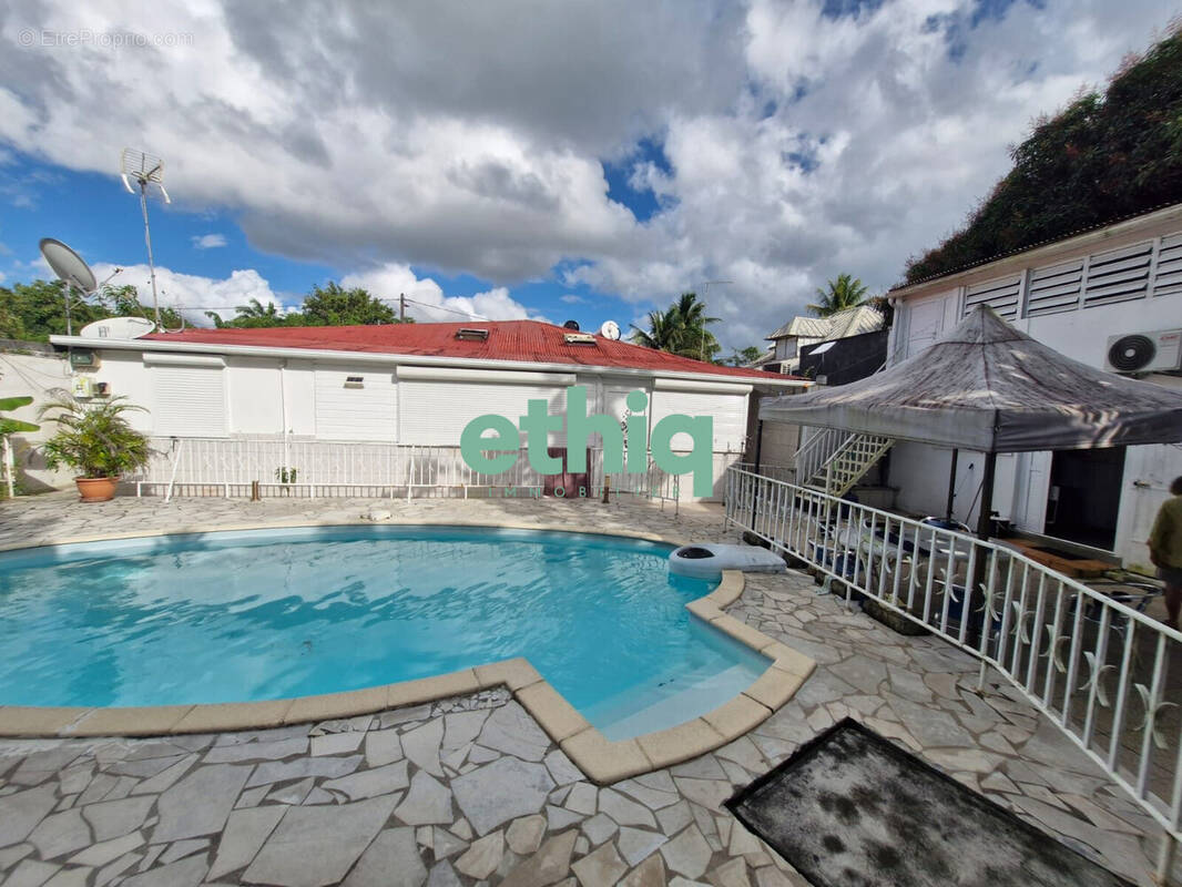 Maison à MORNE-A-L'EAU