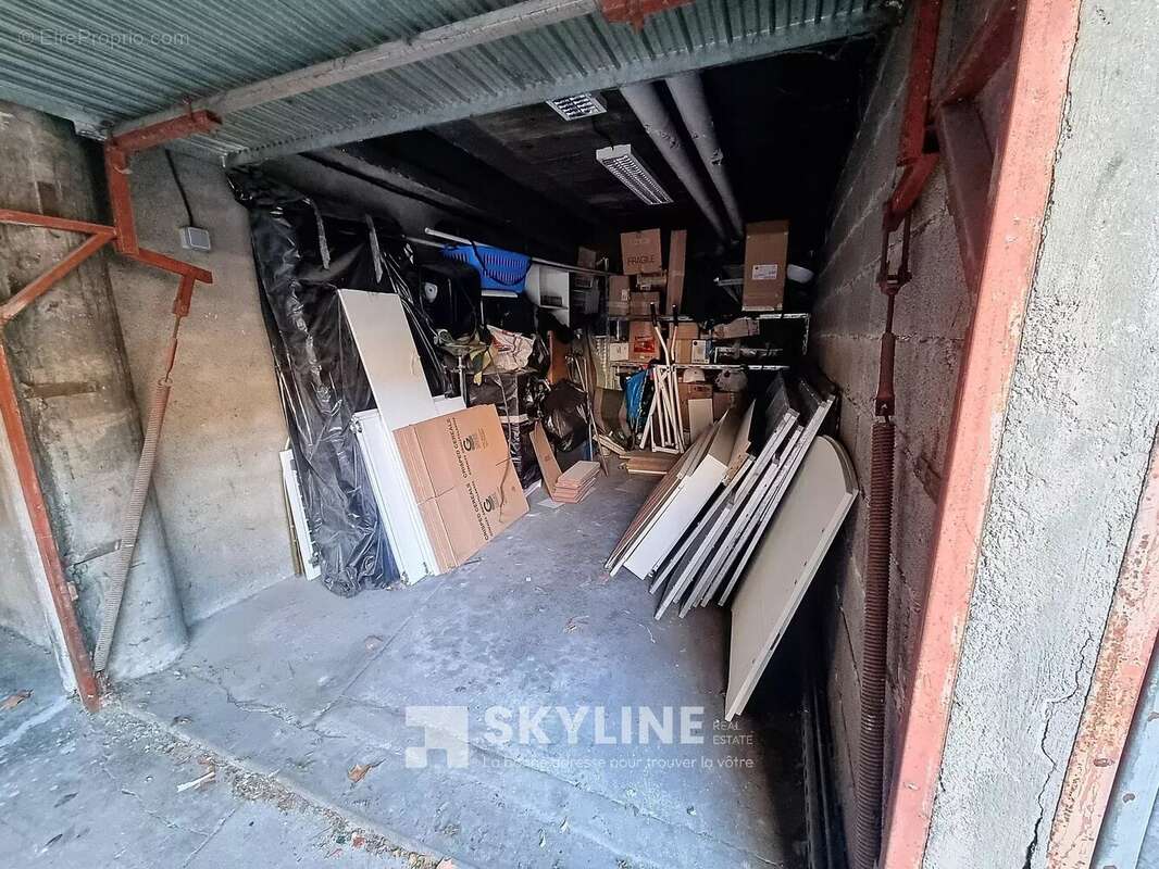 Parking à MARSEILLE-15E