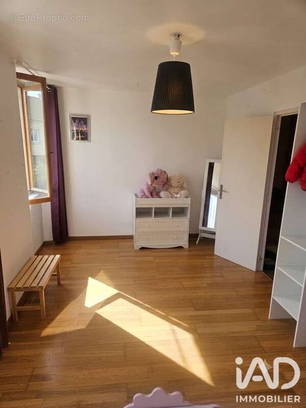 Maison 115 m² à Crouy-Sur-Ourcq  - photo 5