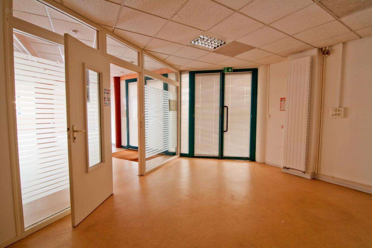Bureaux - 311 m² - Vitry-le-François (51) - photo 8