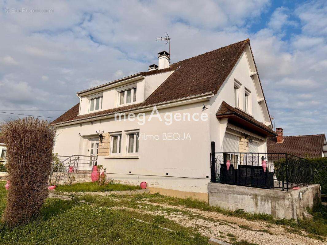 Maison à SENS
