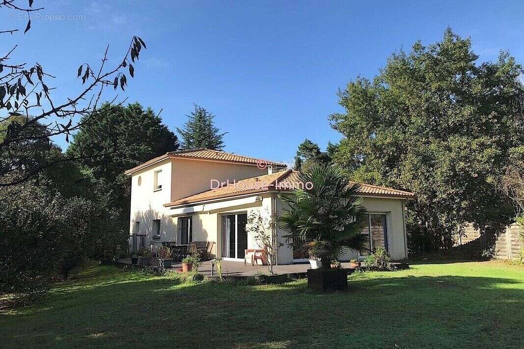 Maison à LE PIAN-MEDOC