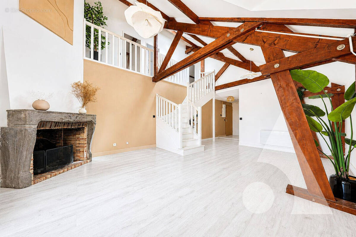 Appartement à SOISY-SUR-SEINE