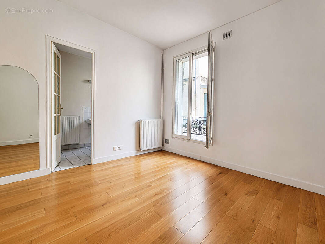 Bel appartement rue ledion - photo 3
