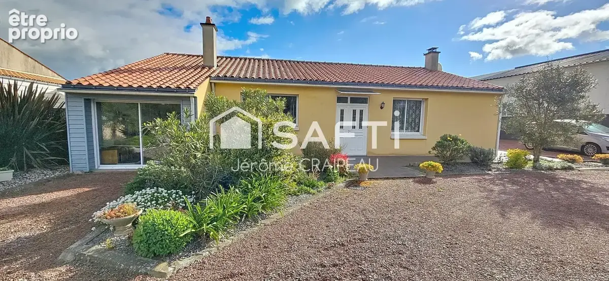 Photo 1 - Maison à SAINT-AVAUGOURD-DES-LANDES