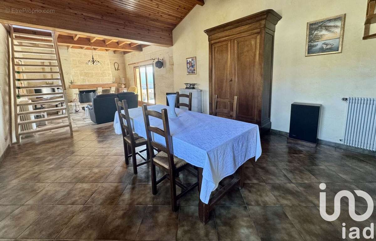 Photo 8 - Maison à AMBARES-ET-LAGRAVE