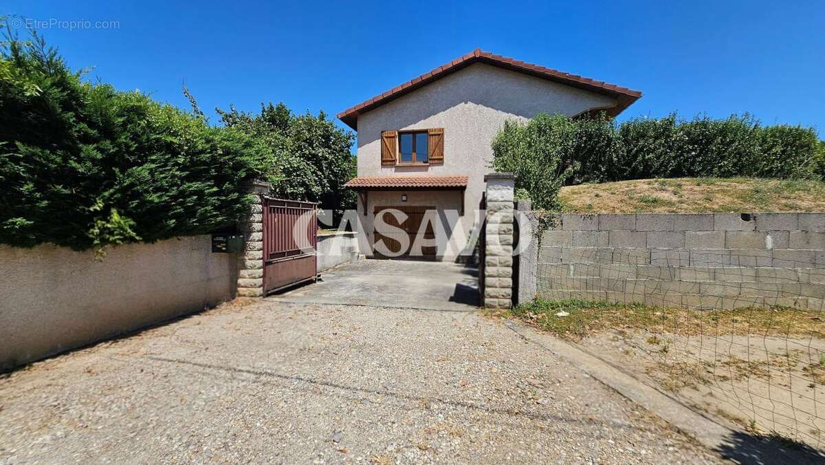 Vente Maison 3 pièces de 94m² - 38540 Grenay - photo 12