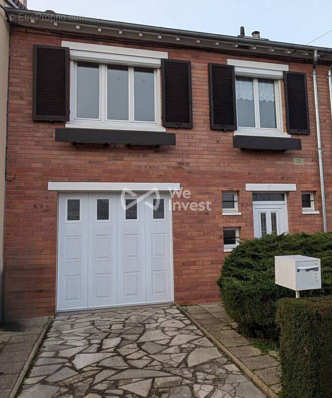 Façade - Maison à LE MANS