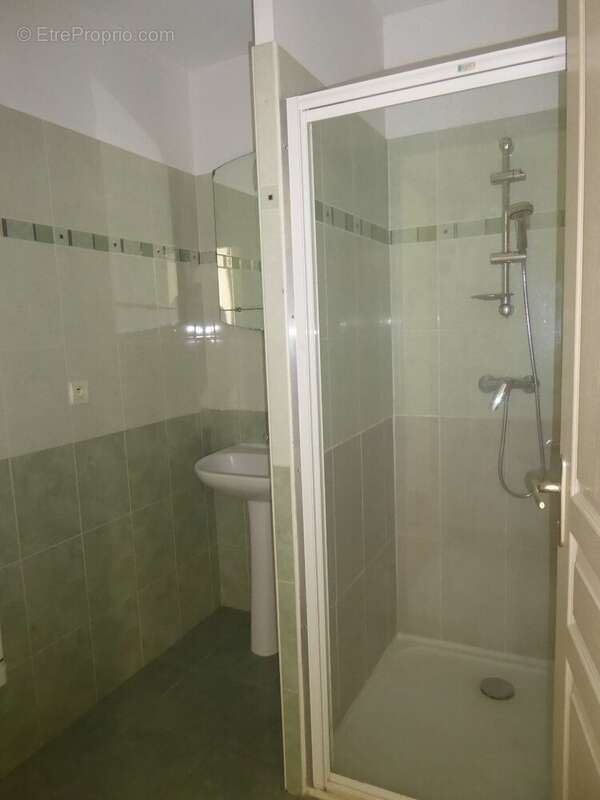 Appartement à MORESTEL