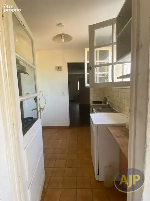 Maison à rénover avec jardin - photo 15