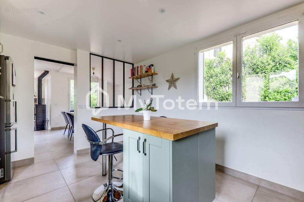 Maison à LOUVECIENNES