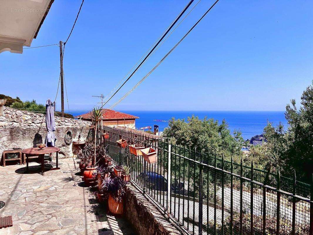 Maison à BEAUSOLEIL