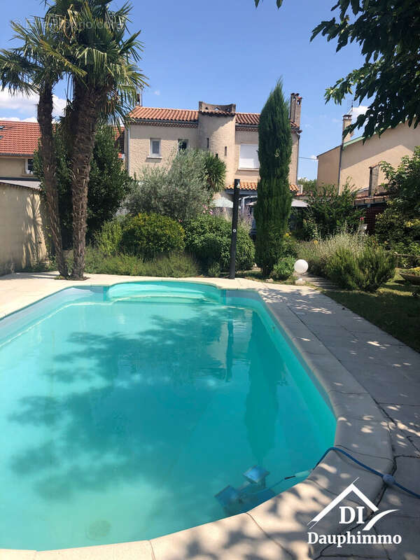 Maison à ROMANS-SUR-ISERE