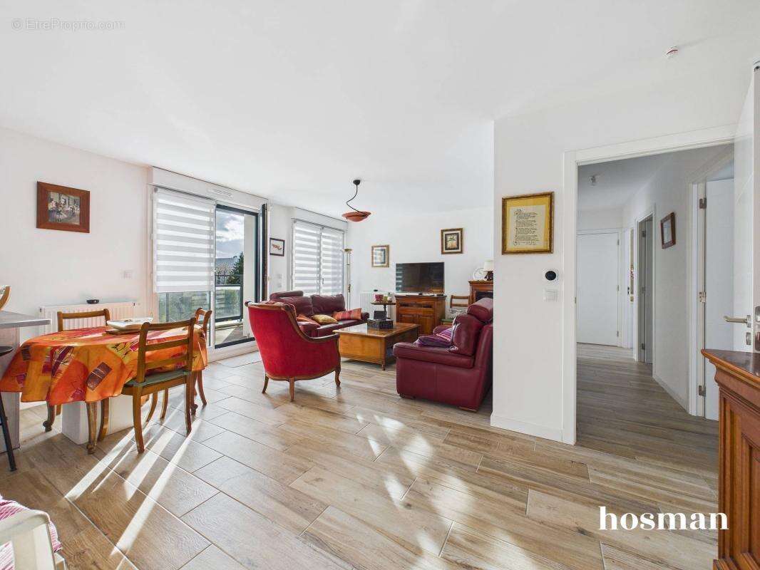 Appartement à SAINT-MAUR-DES-FOSSES