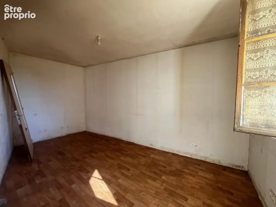 Maison 5 pièces 93 m² à vendre à Ballots (53350) - photo 5