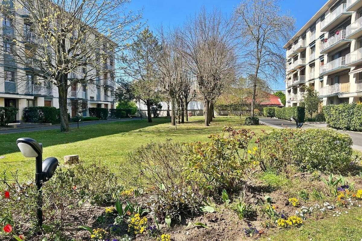 Appartement à SAINT-MAUR-DES-FOSSES