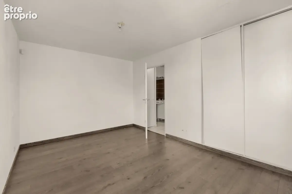 En Exclusivité ! Appartement T2 de 40 m2 au 3ᵉ étage   Secteur Barrière de Paris - photo 8