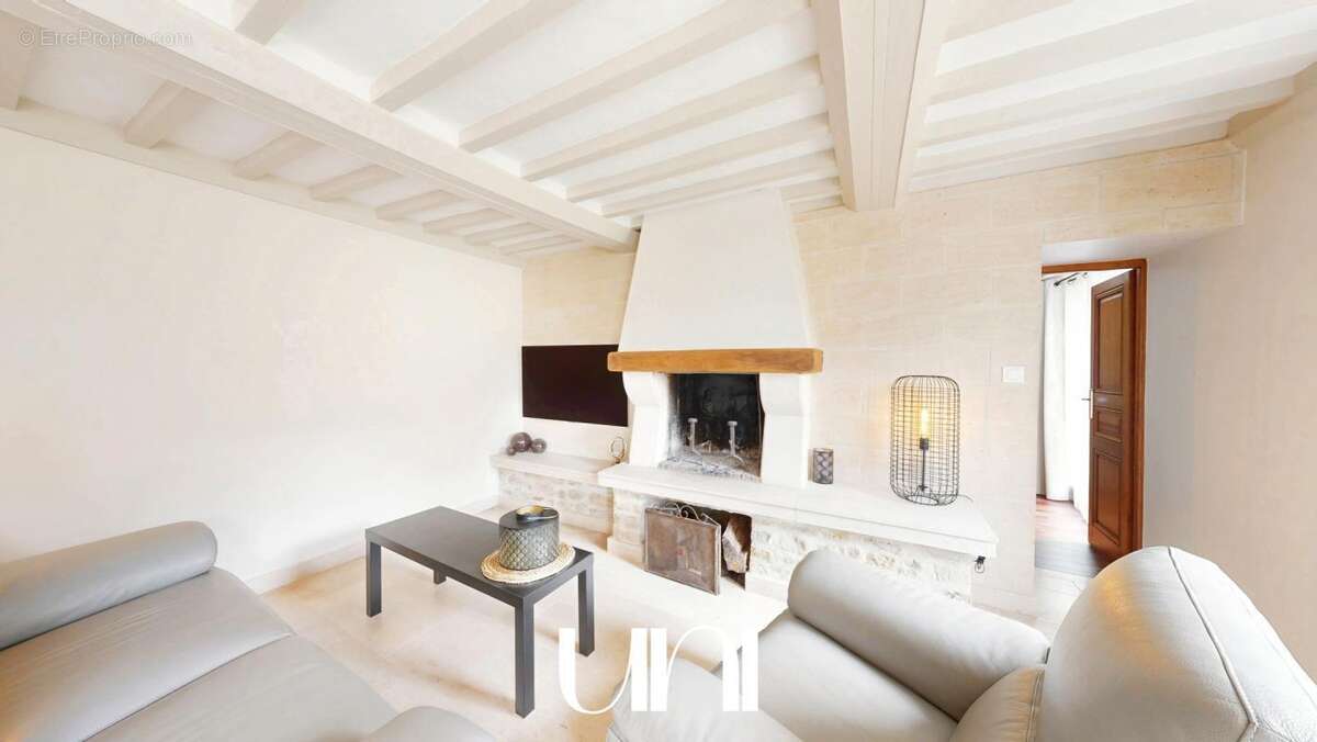 Maison à JUAYE-MONDAYE