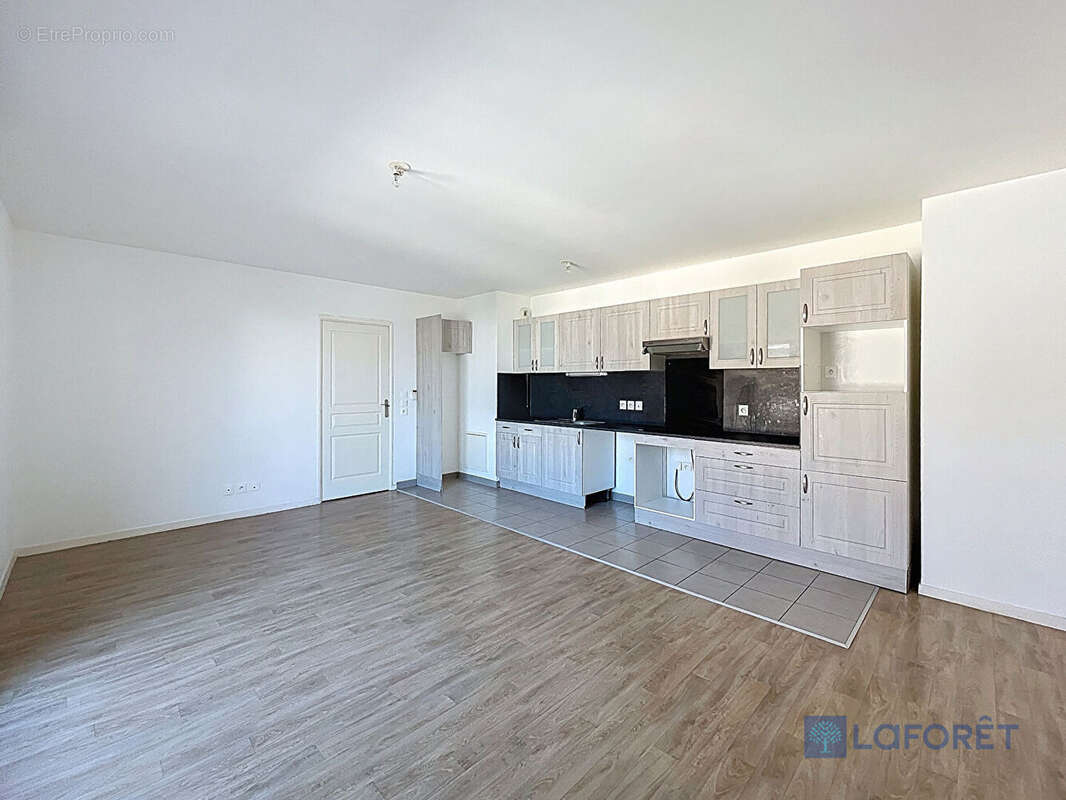 Appartement à ARPAJON