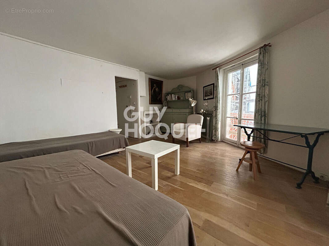Appartement à PARIS-6E