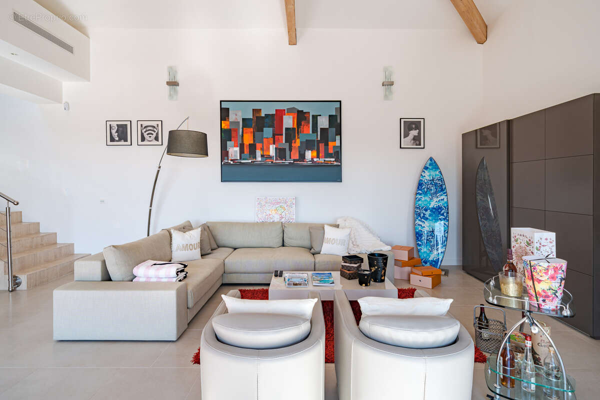 Maison à MANDELIEU-LA-NAPOULE