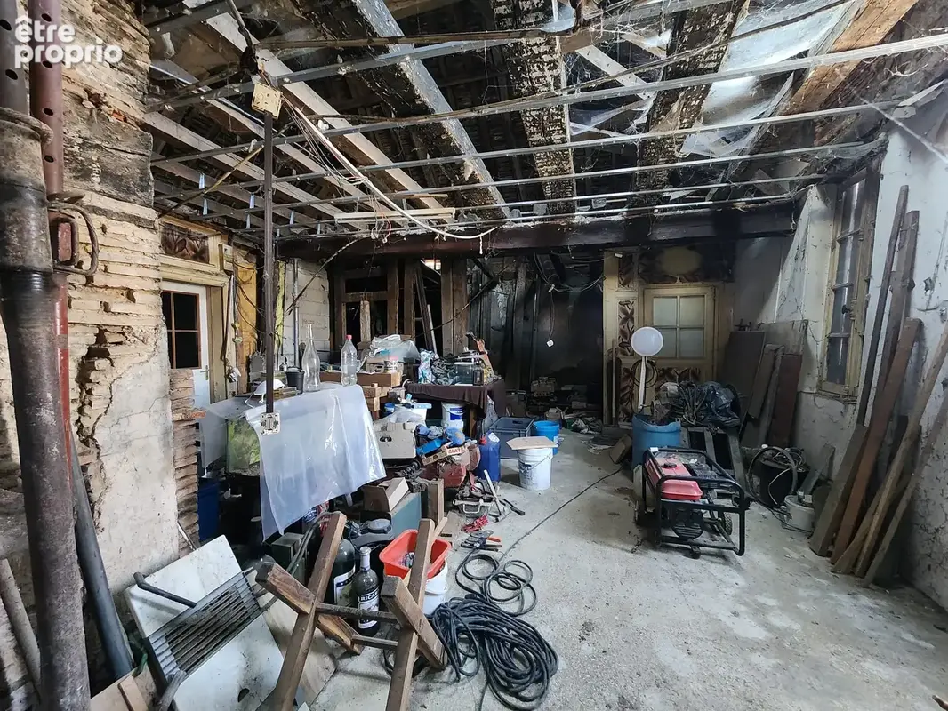 Maison de caractere à renover entièrement - photo 5