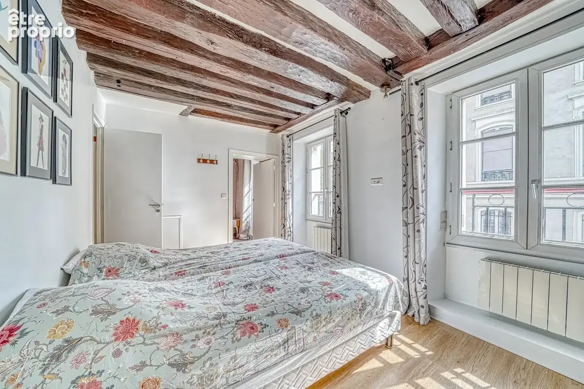 Paris 7ème Rue Saint Dominique - 3 pièces 57m² Sud - photo 10