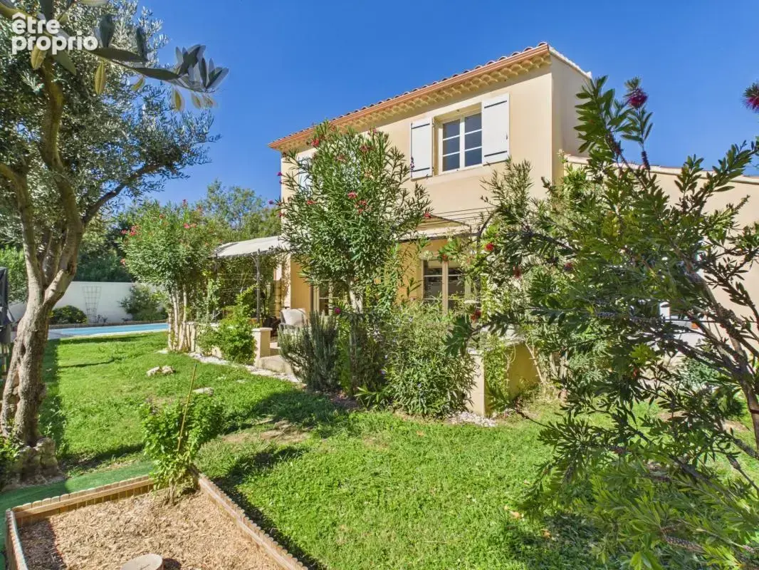 Exclusivité, jolie maison avec piscine, 4 chambres et prestatio - photo 2
