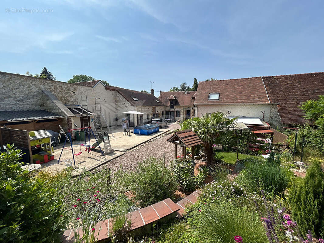 Maison à MERRY-LA-VALLEE