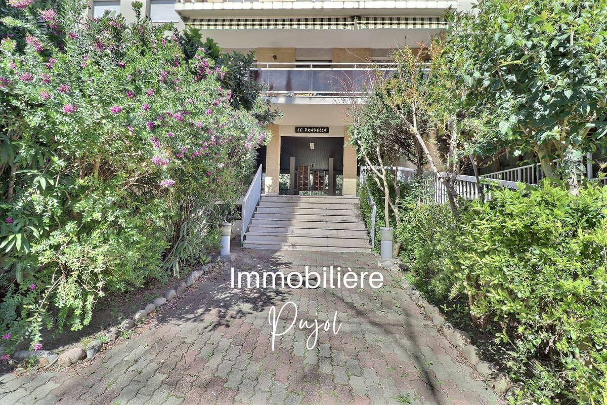 Appartement à MARSEILLE-12E