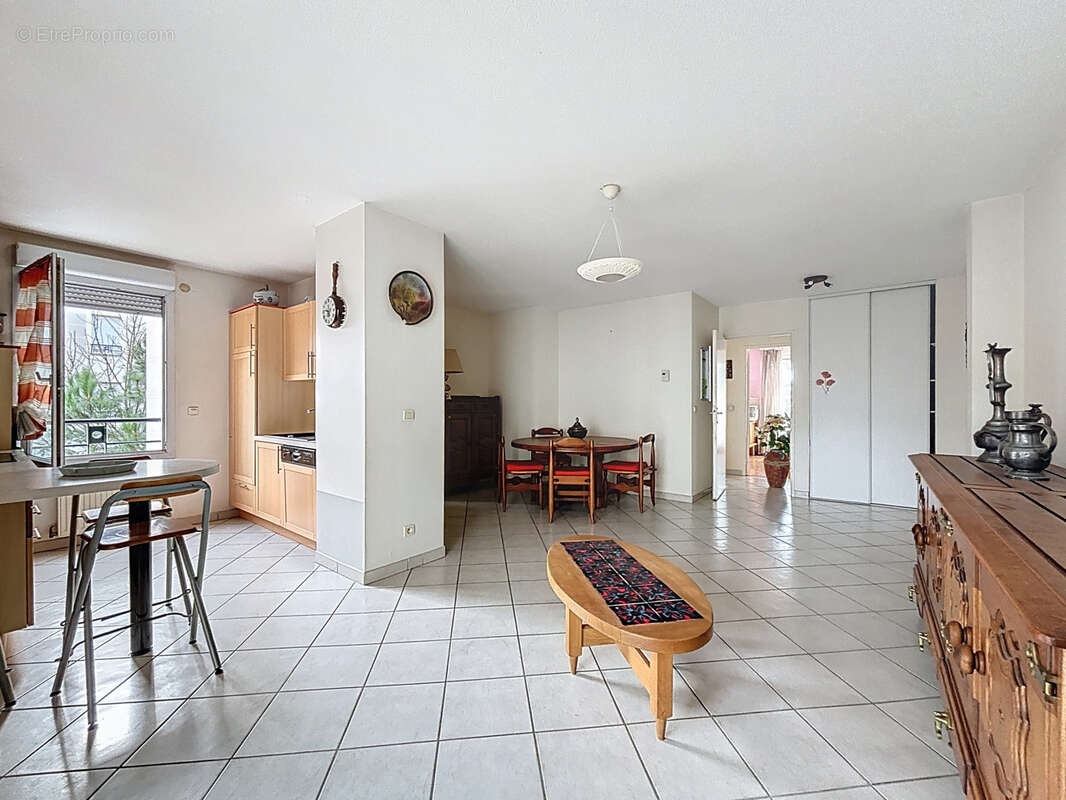 Appartement à TASSIN-LA-DEMI-LUNE