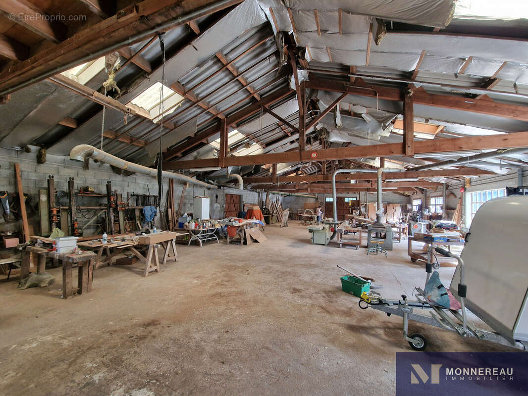 Maison à MONTMOREAU-SAINT-CYBARD