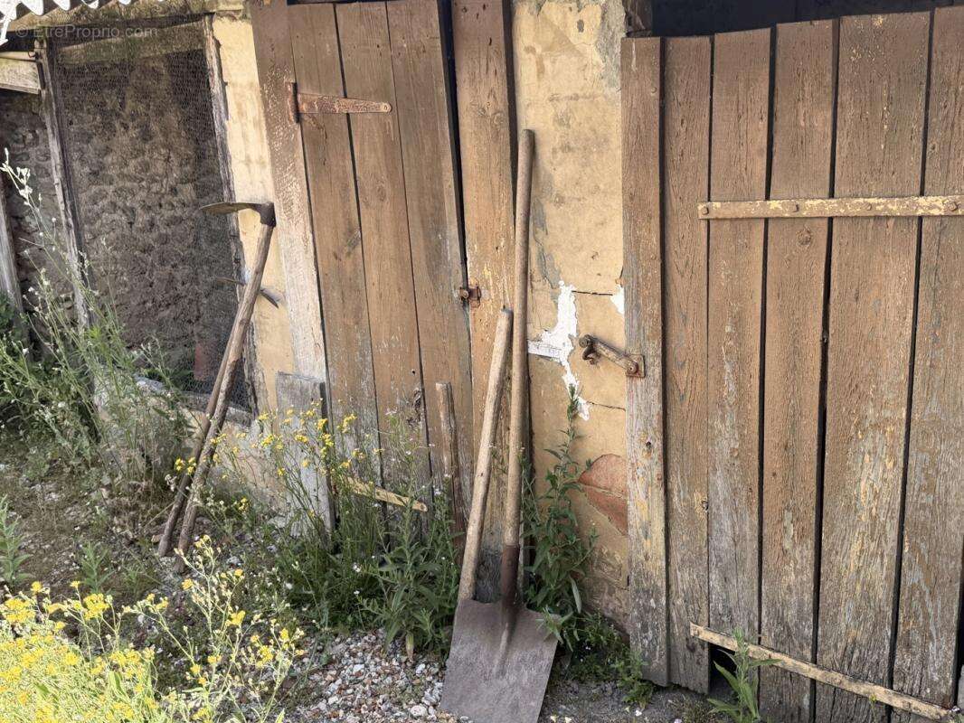 Maison en pierre avec jardin et garage à Bellême (61130) - photo 16