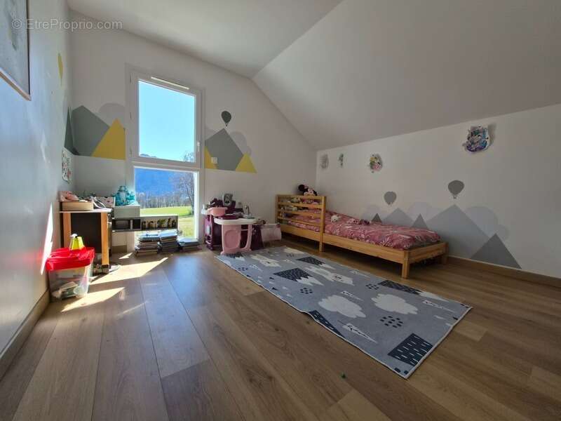 Maison à VINZIER