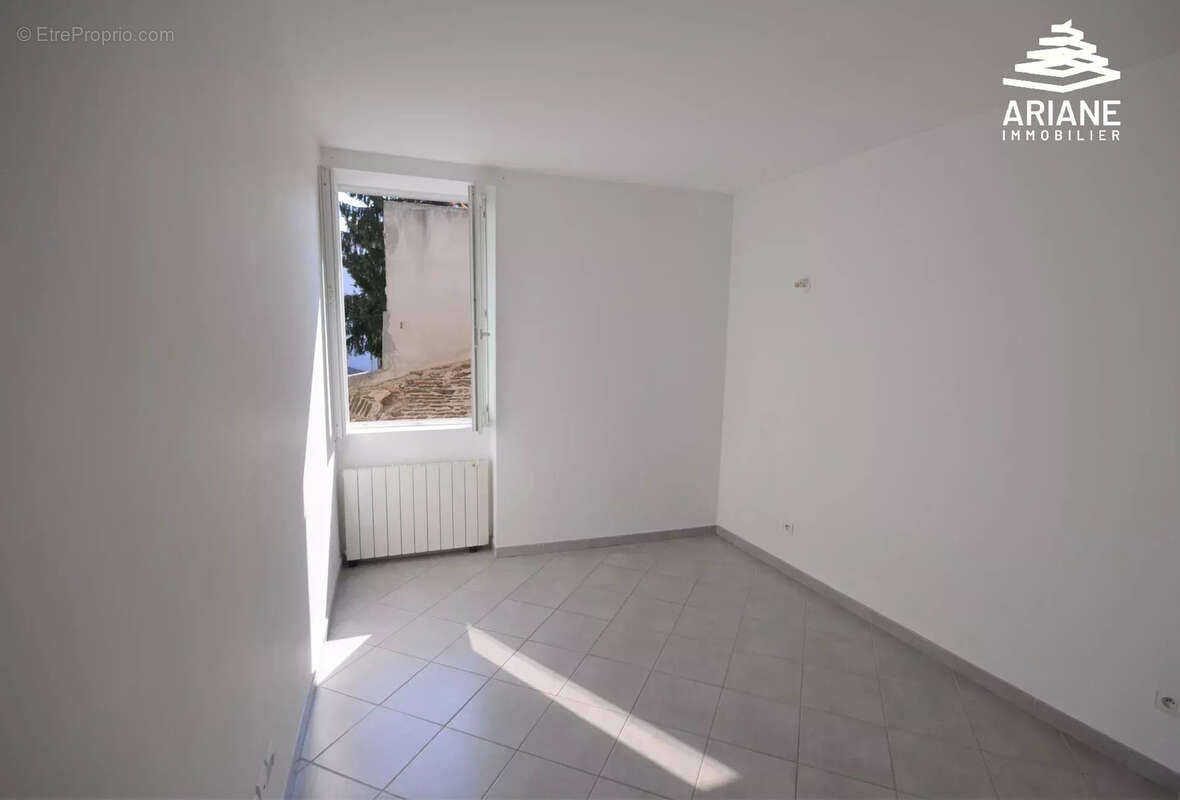 Appartement T3 , très faible charge - photo 7