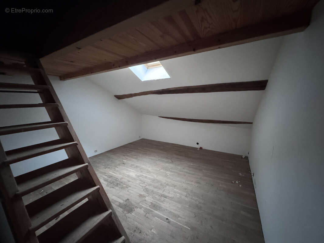 Appartement à LUXEUIL-LES-BAINS