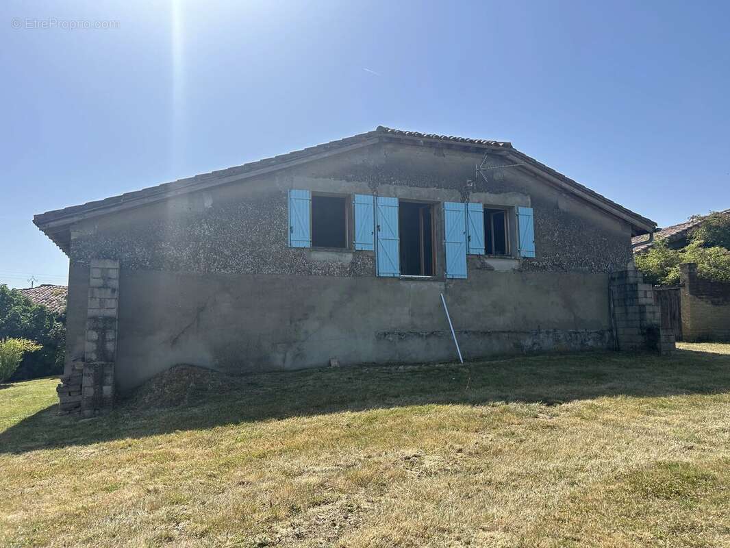 Ancienne ferme de caractère avec vue dégagée, à proximité de Beaumont-de-Lomagne - photo 19
