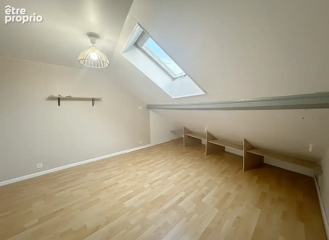 Appartement Duplex type F2 bis avec place de parking ! - photo 6