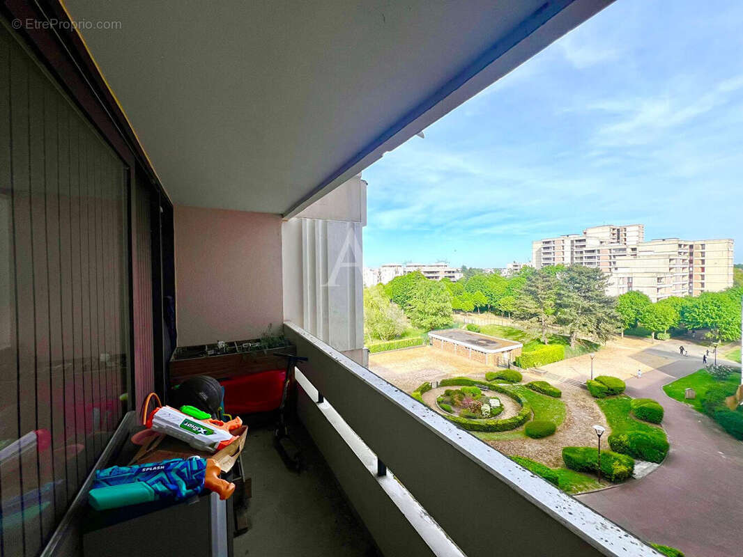 Appartement à ELANCOURT