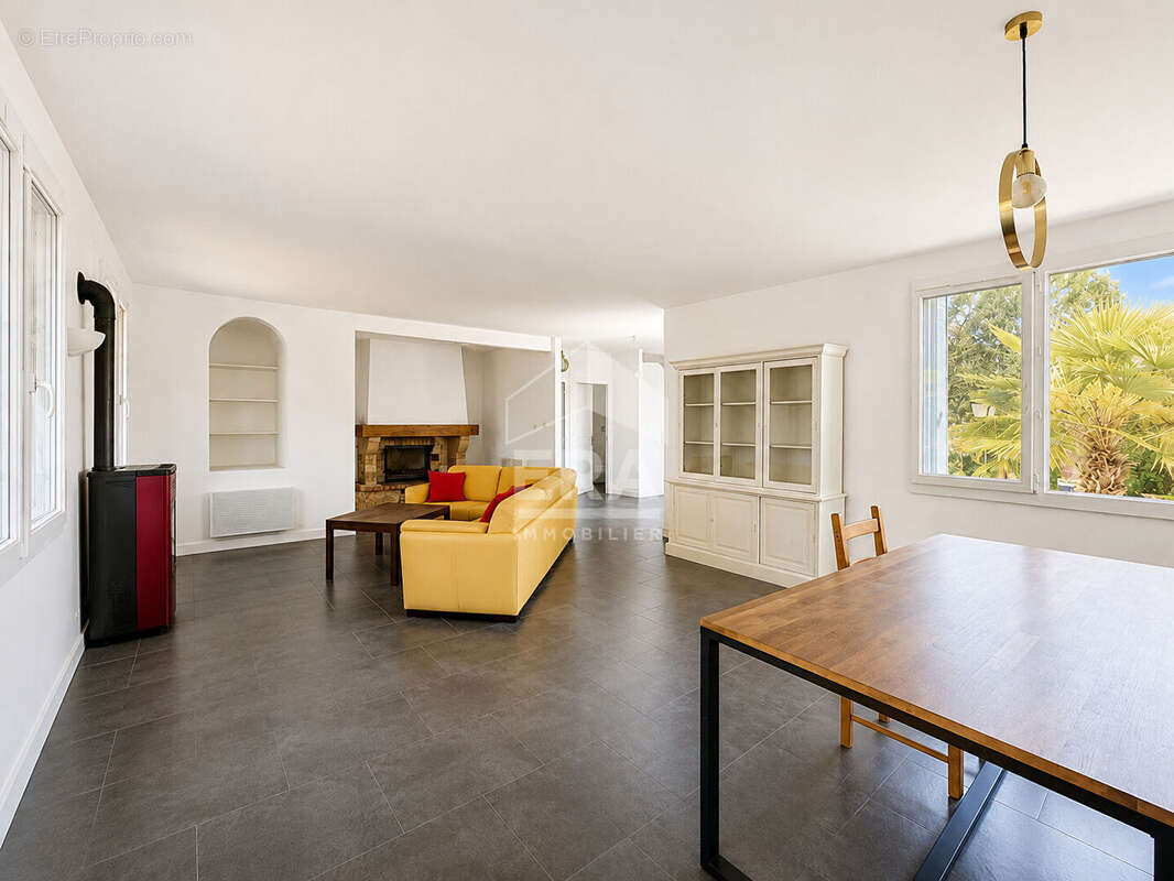 Maison à CHAMARANDE
