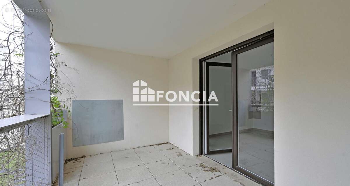 Appartement à SAINT-JEAN-DE-VEDAS