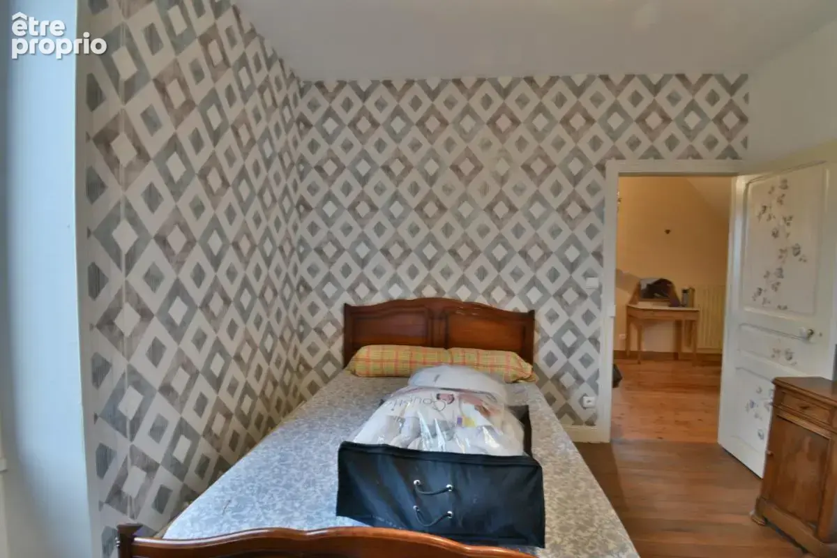 Maison familiale de 9 pièces, 187m² à  MAILLET (36) - photo 11