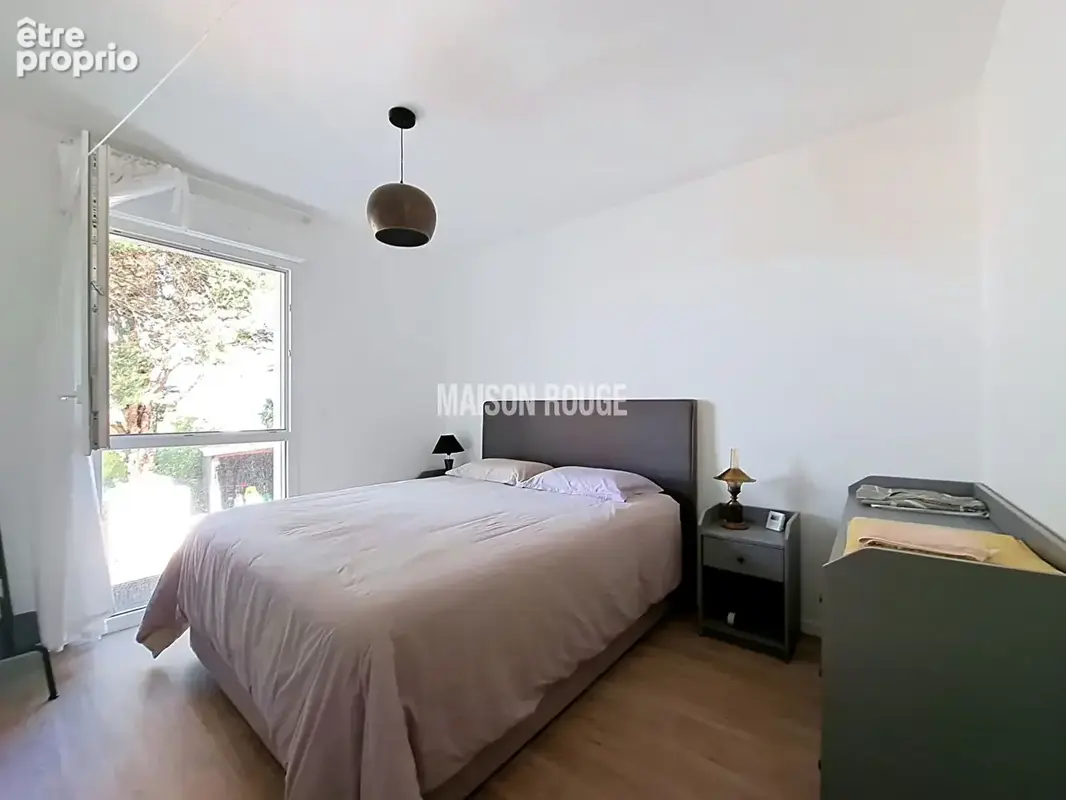 Proximité centre-ville AURAY - Appartement T3 - 71,60 m² - 1 cave - 2 stationnements - photo 6