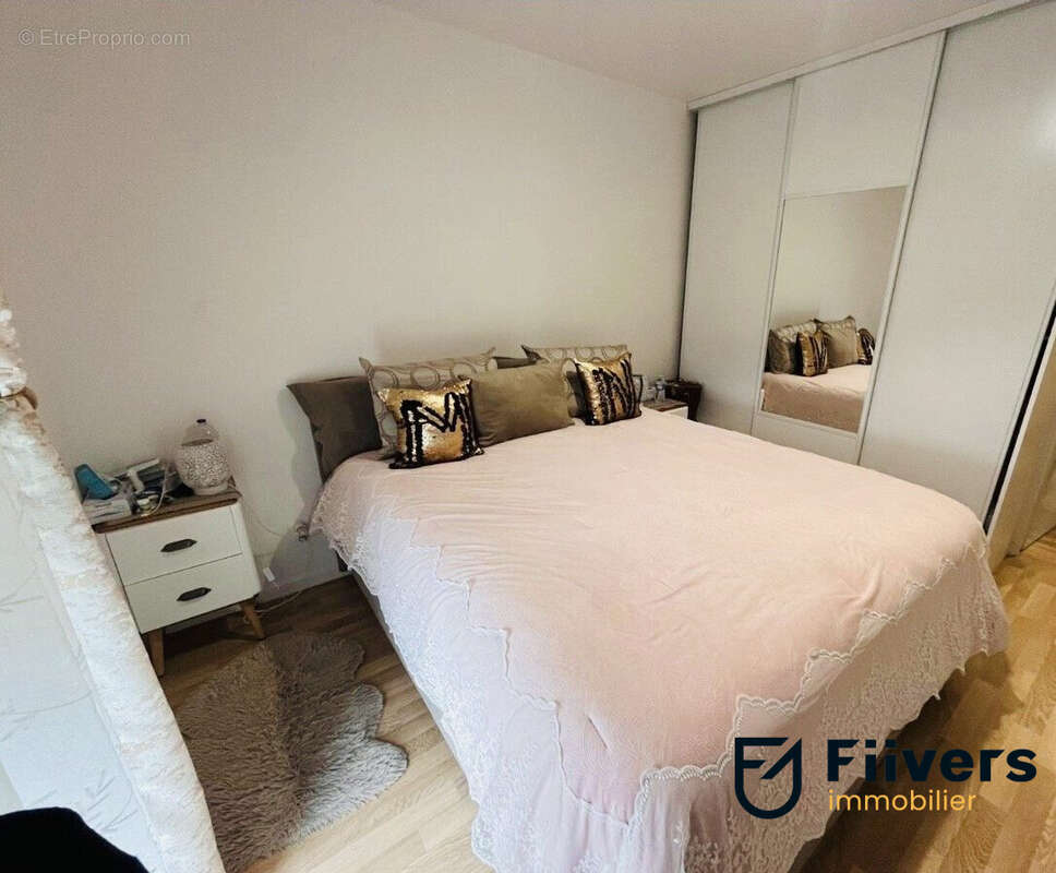 Appartement à MOISSY-CRAMAYEL