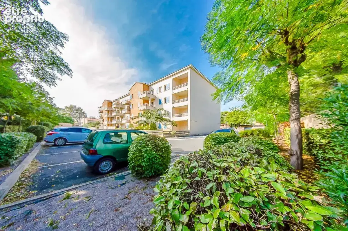 EXCLUSIVITE - OFF MARKET Appartement 3 pièces Parking Terrasse - photo 20