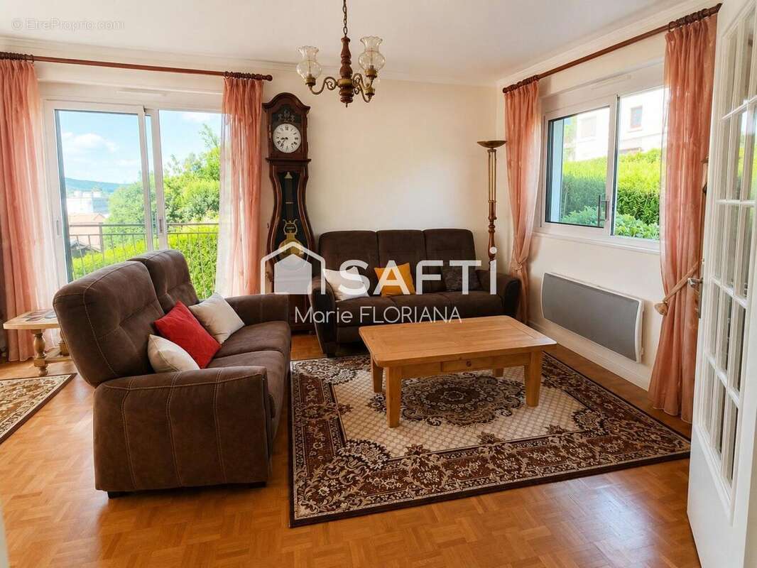 Photo 2 - Maison à OYONNAX