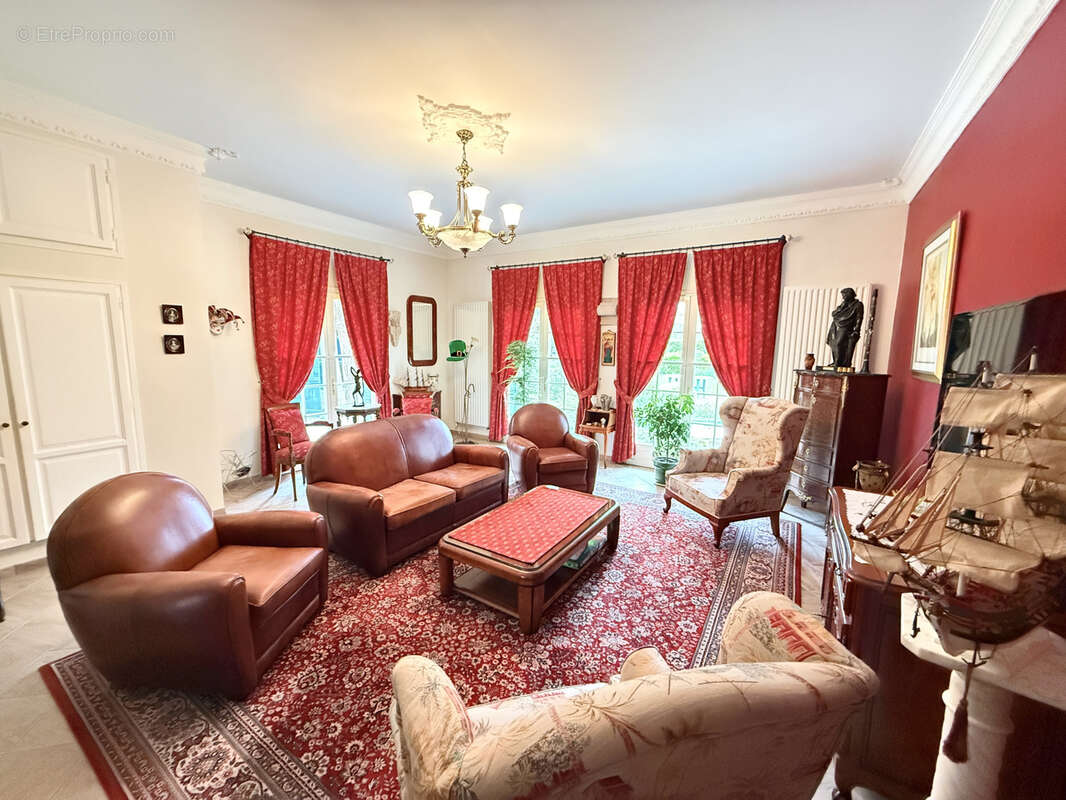 Maison à LE RAINCY