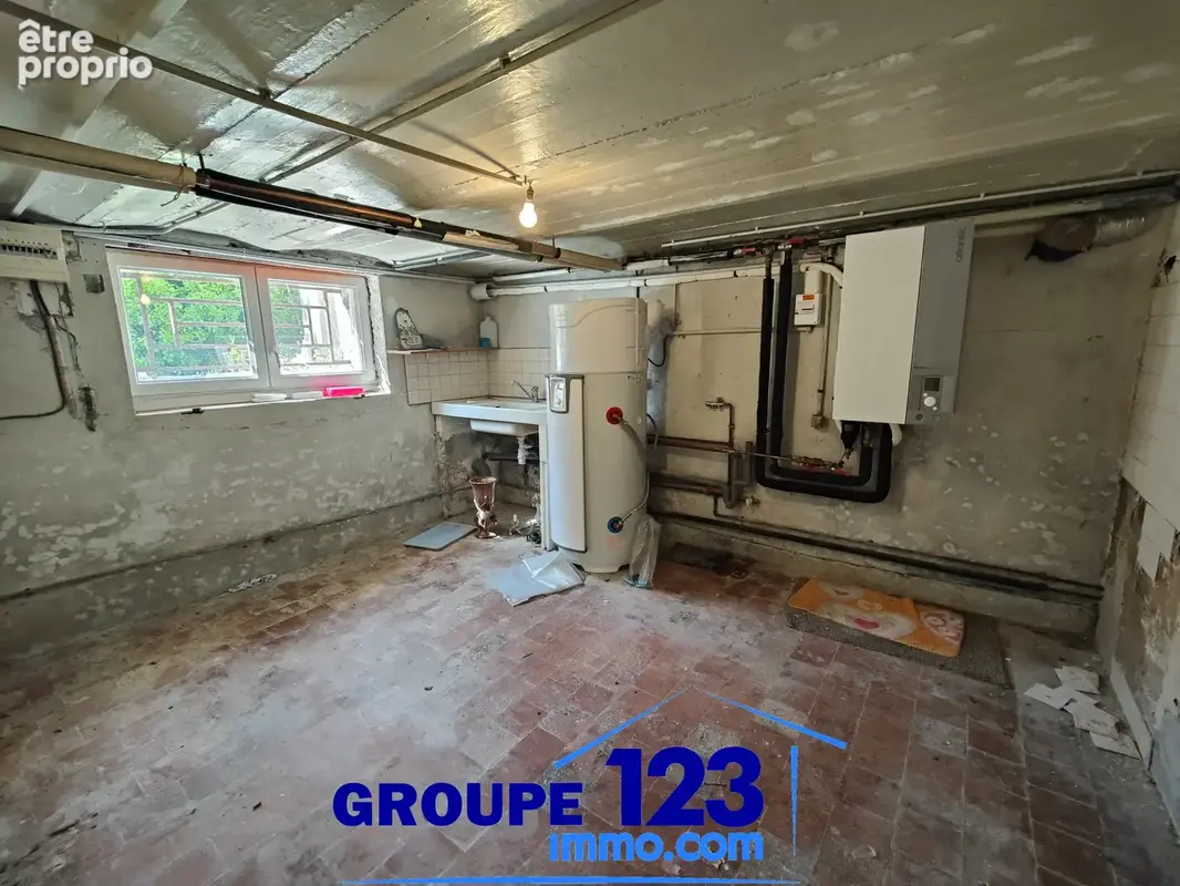Maison avec extérieur, potentiel et sous-sol   Migennes - photo 12